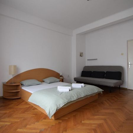 Resedinta lui Calin - Downtown Park Cismigiu Apartment Bucureşti Exterior foto
