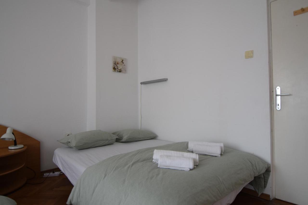 Resedinta lui Calin - Downtown Park Cismigiu Apartment Bucureşti Exterior foto