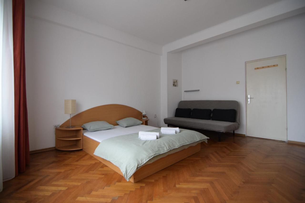 Resedinta lui Calin - Downtown Park Cismigiu Apartment Bucureşti Exterior foto